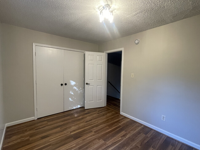 Guest bedroom 2 - 1010 Mark St