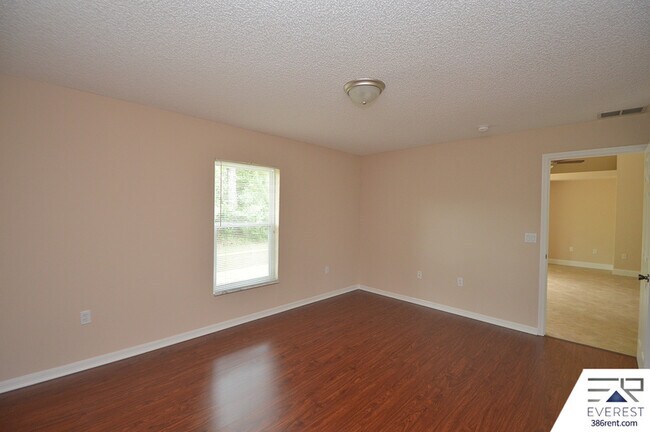 Building Photo - 9 Prince Kaarel Ln