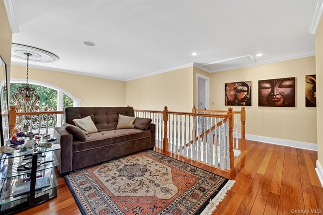 Building Photo - 7 Paiges Way