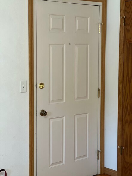 Entrance - 2902 Shadow Creek Dr