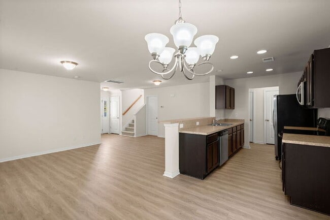 Building Photo - 168 Keaton Brook Dr