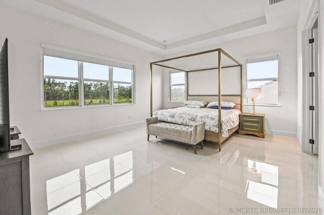 Building Photo - 15030 Wildwood Cir