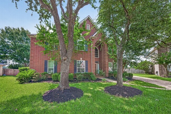 Building Photo - 1415 Kennewick Ct