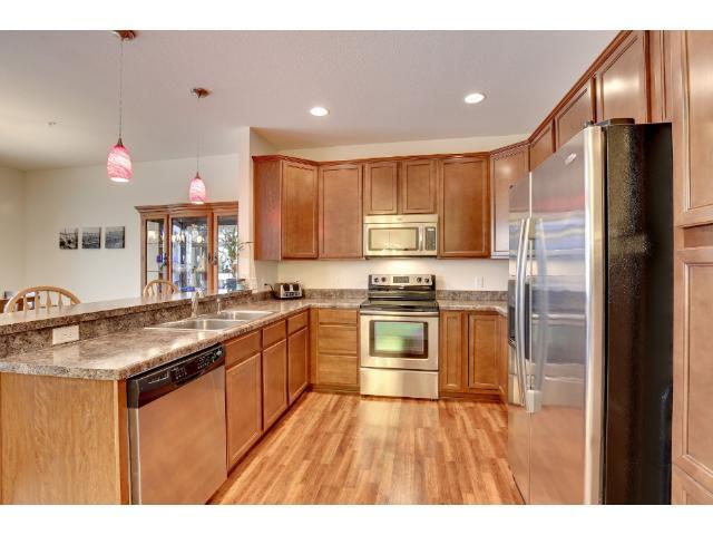 Kitchen - 11896 Emery Village Dr N