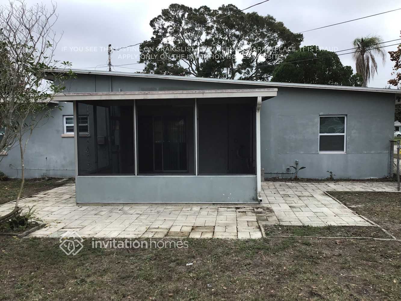 Building Photo - 4059 28th Ave N