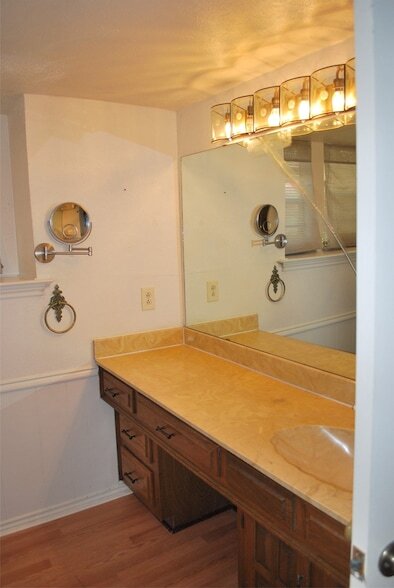 Building Photo - 1416 Sandy Creek Dr