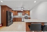 Building Photo - 93 Lord Ave