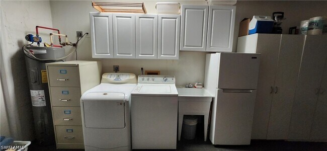 Building Photo - 1417 Foxfire Ln