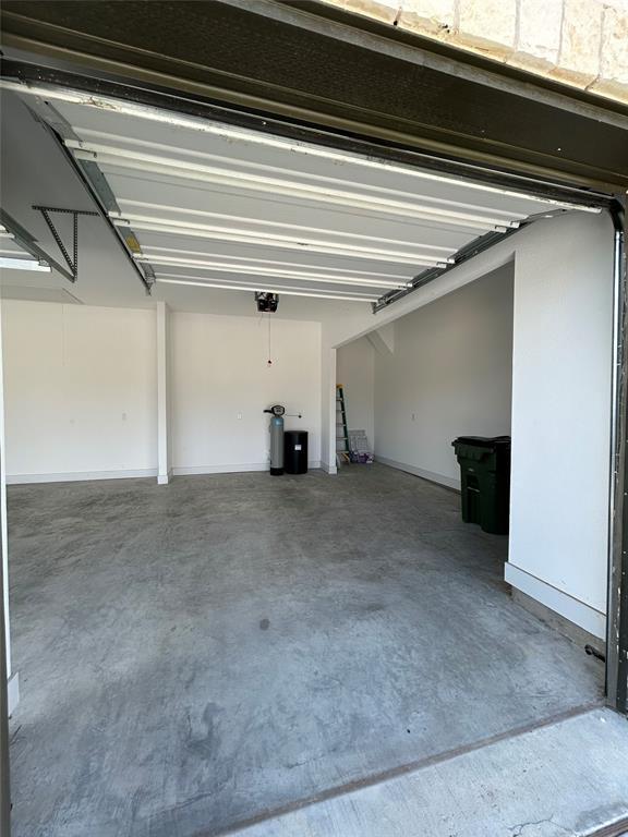 Building Photo - 1801 Cullera Dr