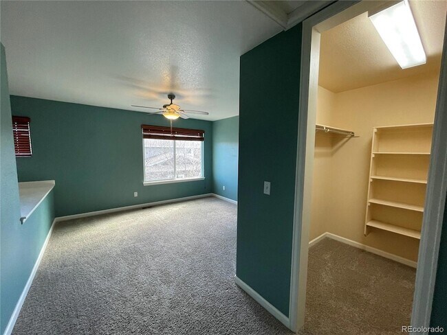 Building Photo - 5014 Everett St