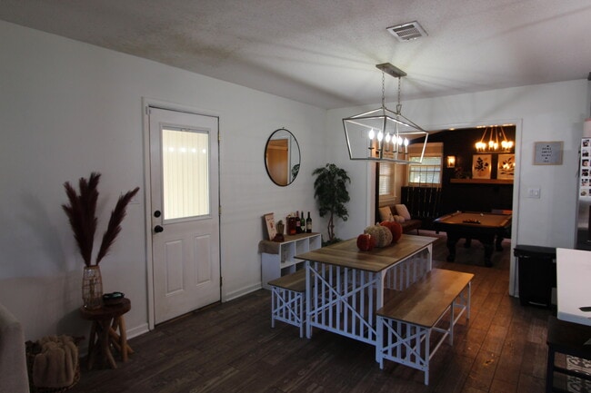 Building Photo - 41 Moriarty St NW