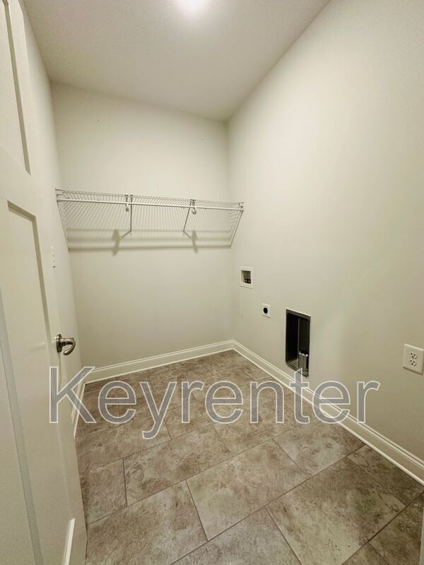 Building Photo - 1128 Belle Pond Ave