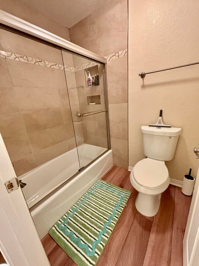 Building Photo - 76923 Turendot St