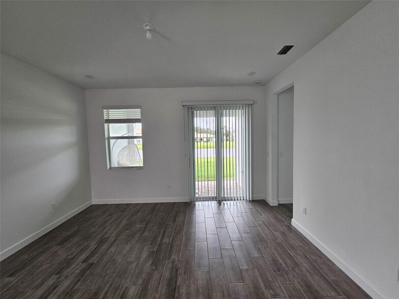 Building Photo - 5729 Graceful Way