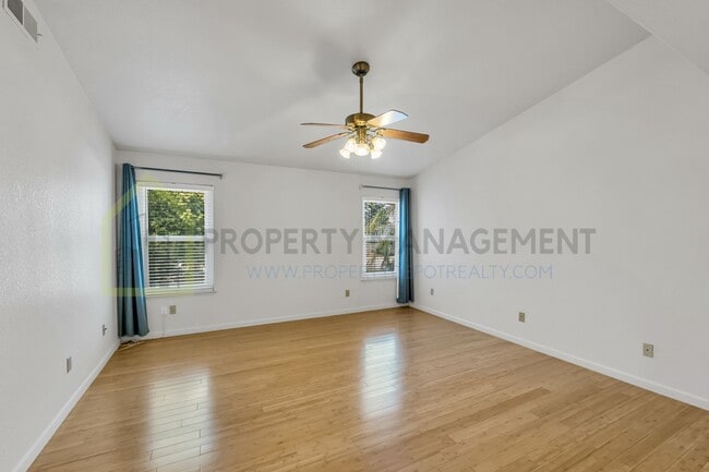Building Photo - Spacious 4-Bedroom Home for Rent - $2800/m...