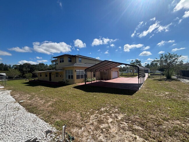 Building Photo - Large home and yard- 4/4 won't last