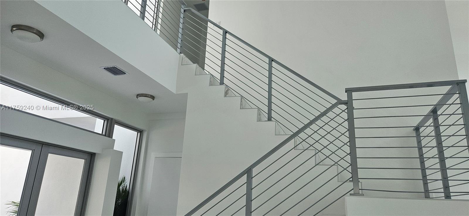 Building Photo - 16644 Botaniko Dr N