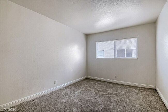 Building Photo - 1806 N Decatur Blvd