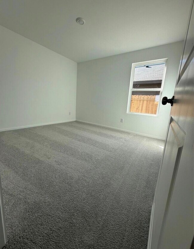 Building Photo - 14896 N Ascot Bend Cir