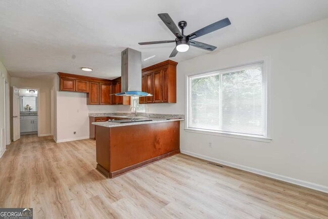 Building Photo - 133 Bishop Rd NW