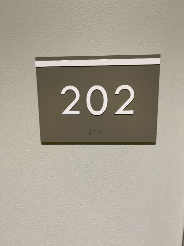 Building Photo - 1417 W9th St