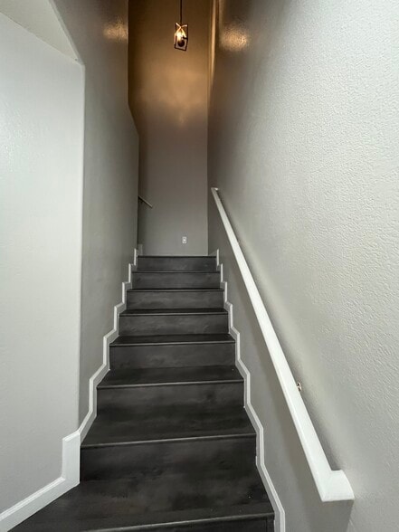 Building Photo - 6385 Dan Blocker Ave