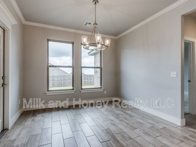 Building Photo - 14525 Rochefort Ln