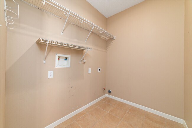 Building Photo - 2618 Bridgestone Park Ln