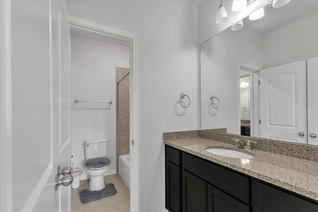 Building Photo - 2517 Cappelle Way