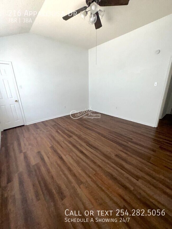 Building Photo - 216 Appaloosa Dr