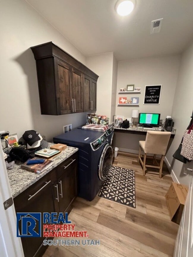 Building Photo - Beautiful Santa Clara Home