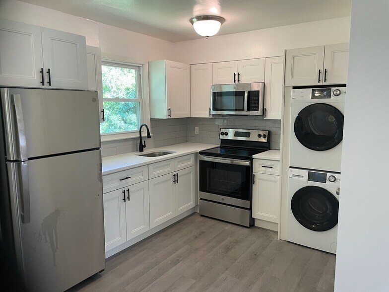 Primary Photo - Spring Terrace Apartments