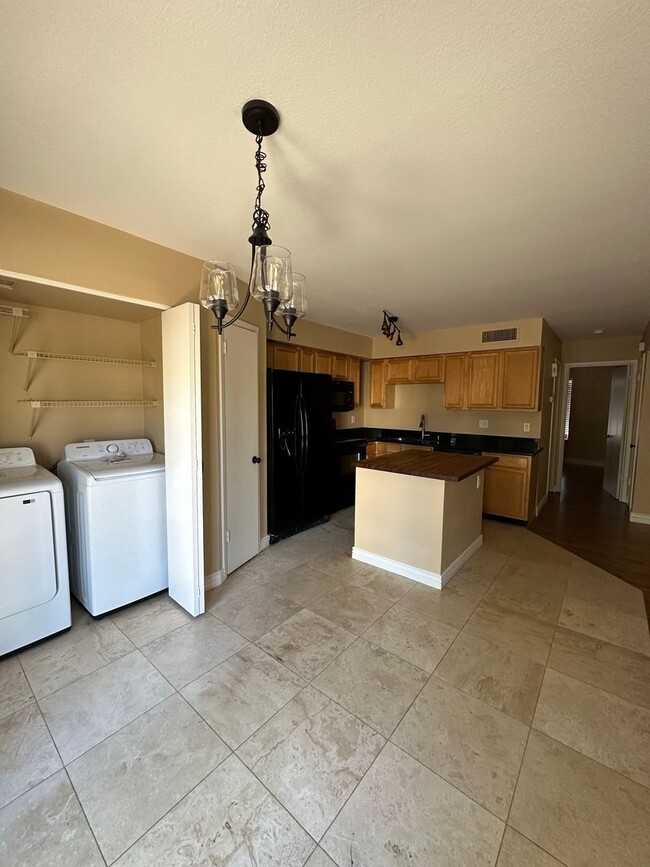 Building Photo - Great home in Mesa!