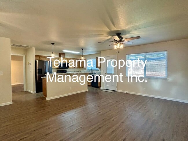 Building Photo - Newly remodeled 4 bedroom 2 bathroom
