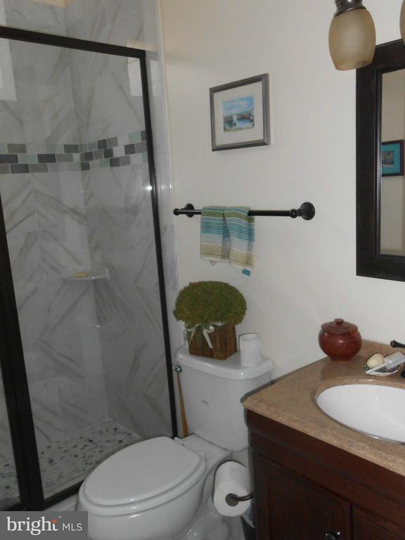 Building Photo - 9817 Pebble Weigh Ct