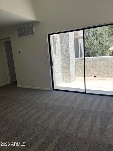 Building Photo - 10055 E Mountainview Lake Dr