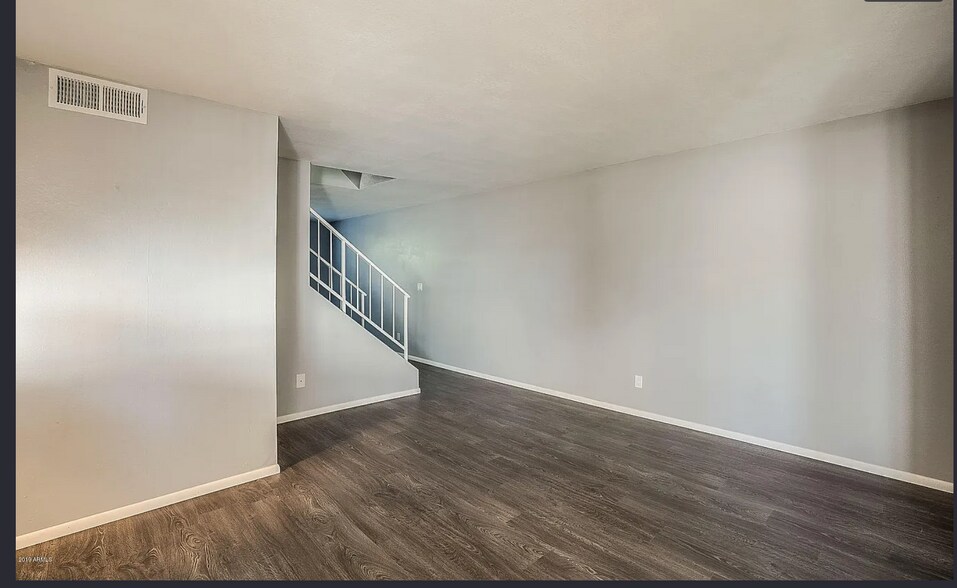 Building Photo - 4601 N 21st Ave