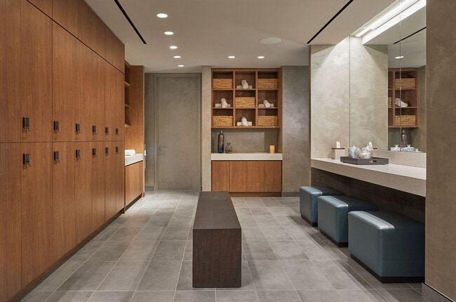 Building Photo - 949 1st St SE