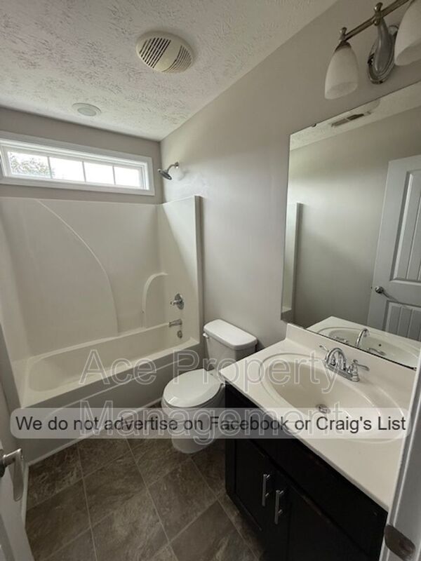 Building Photo - 2427 Kimbolton Drive
