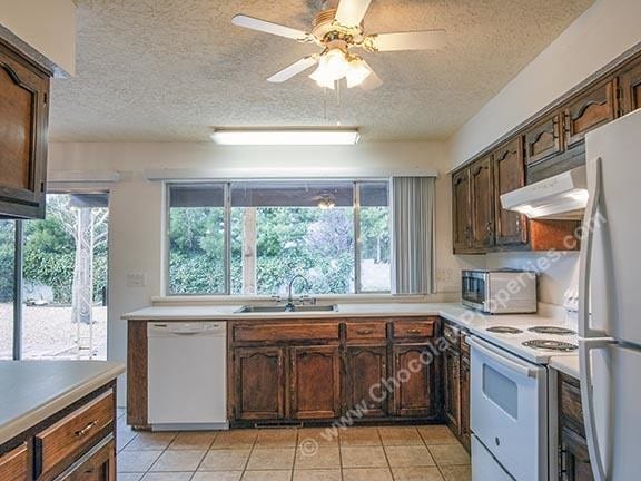 Building Photo - 5423 Royal Dr NE