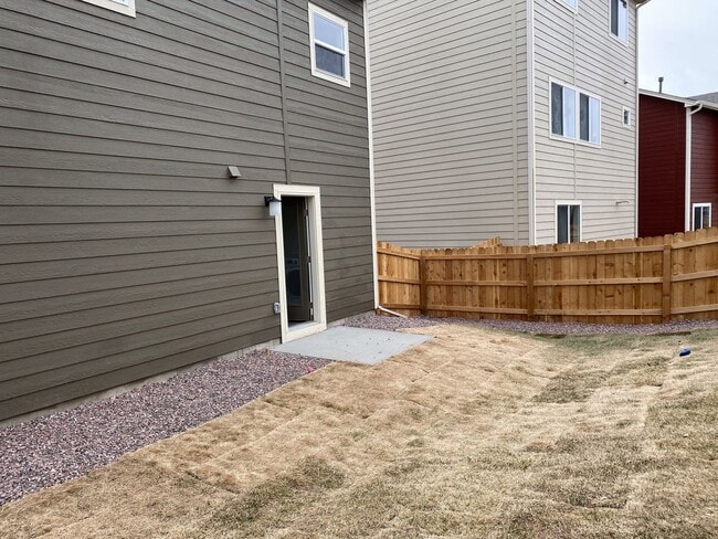 Building Photo - Brand New 3bd Home Near Peterson AFB on Po...