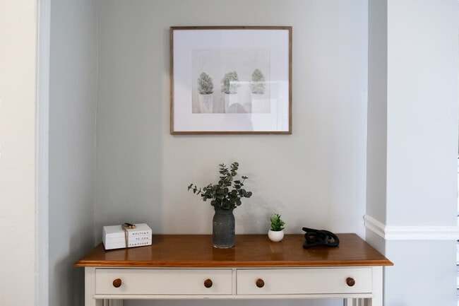 Building Photo - 367 S Rocky River Dr