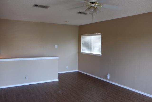 Building Photo - 2520 Glen Field Dr