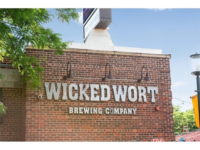 Building Photo - 3744 Perry Ave N