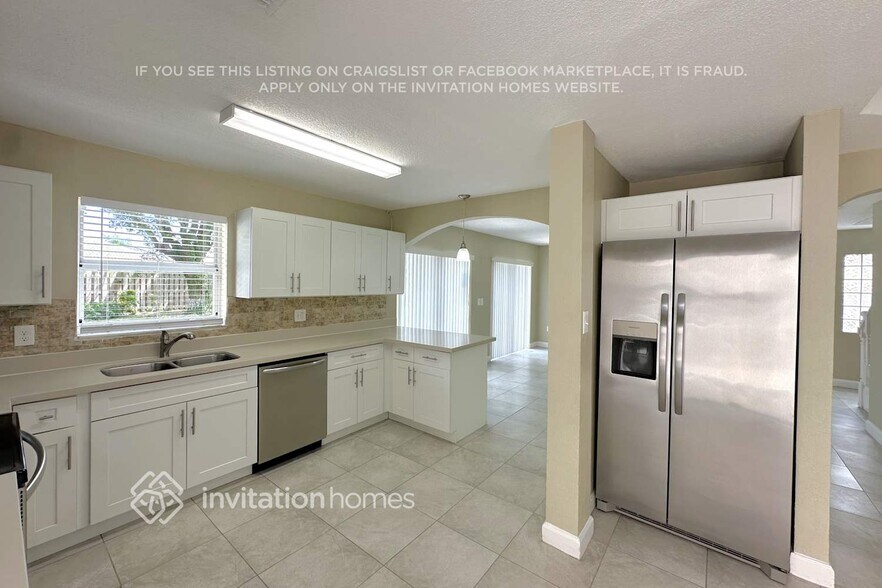 Building Photo - 21437 SW 88th Pl
