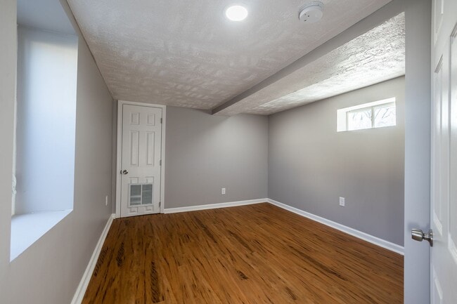 Building Photo - A Great 2BD/1.5BA Single Family Home That Has Been Recently Renovated