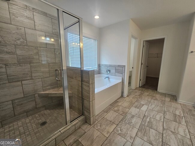 Building Photo - 16 Saint Georges Pl