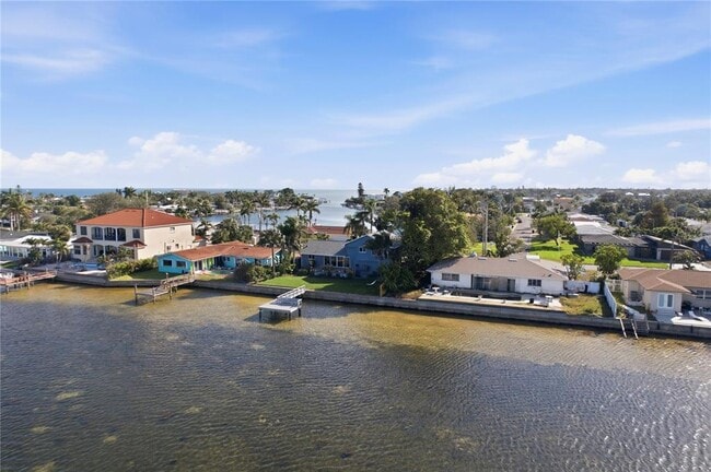 Building Photo - 377 22nd Ave SE