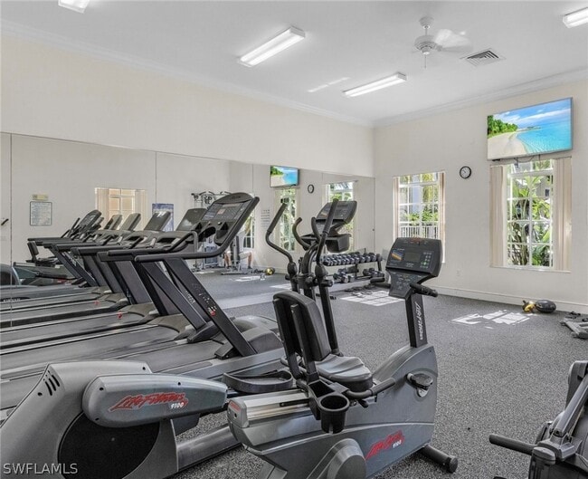 Building Photo - 8224 Key Royal Cir