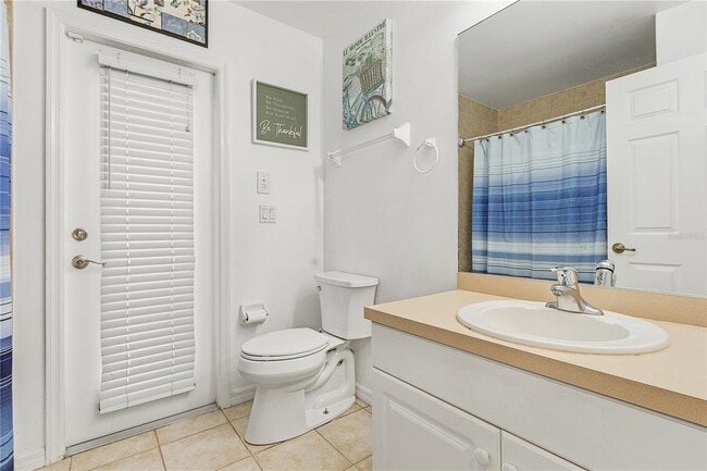 Building Photo - 810 SW 10th Pl